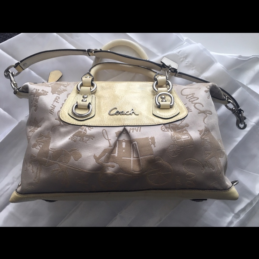Coach Vintage Purse Horse and Carriage Fabric w/Pa
